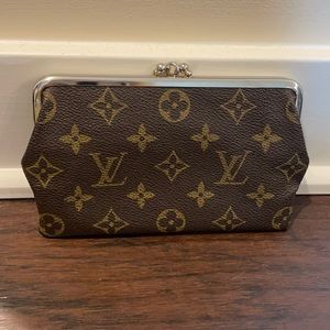 Louis Vuitton vintage make up case